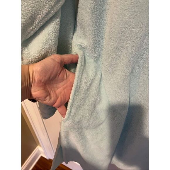 Simple Pleasures light teal green fleece night gown - Picture 3 of 8